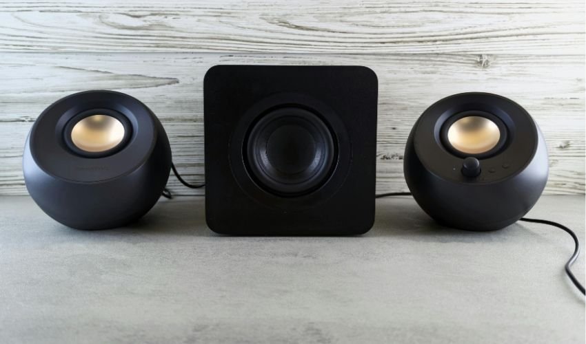 Subwoofer JBL PB10 and the Home Theater Revolution of the Early 2000s Subwoofer JBL PB10